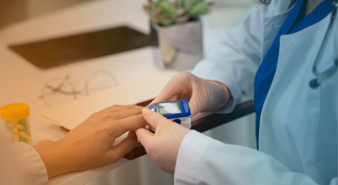 فهم السكري: الأعراض الرئيسية والأسباب وخيارات العلاج